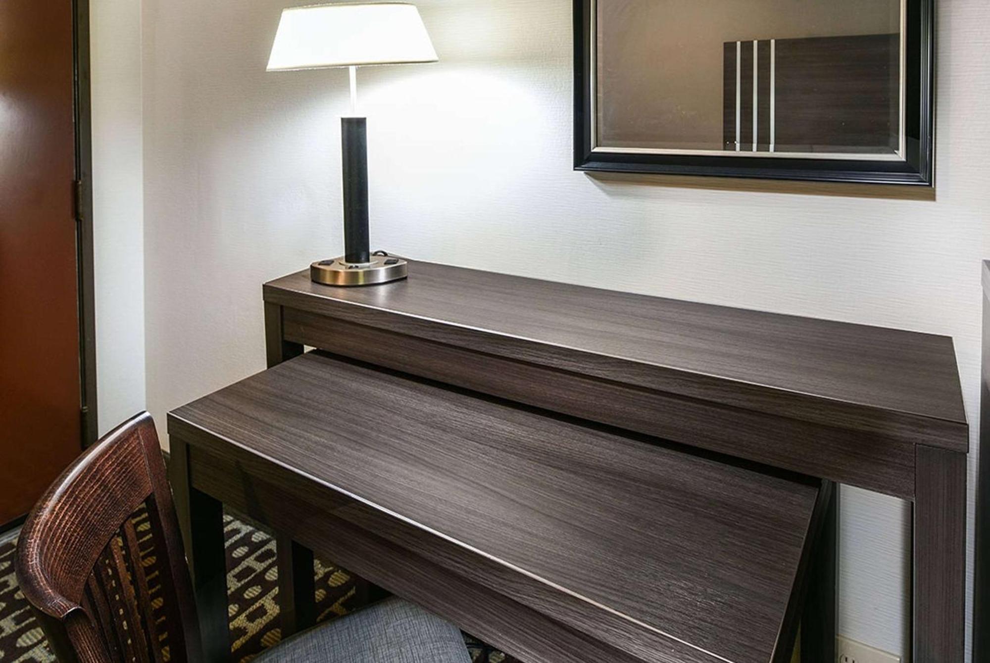 Travelodge By Wyndham Commerce Los Angeles Area Esterno foto